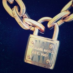 Michael Kors Fashion Necklace